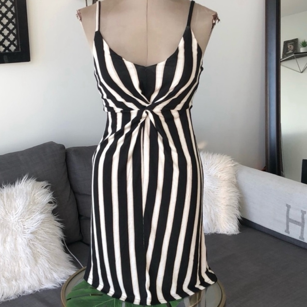 H&M Black and Cream Striped Top